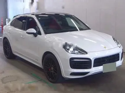 2022 PORSCHE CAYENNE