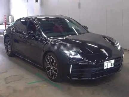 2024 PORSCHE PANAMERA