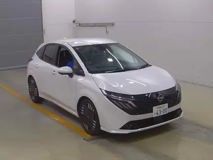 2025 NISSAN AURA