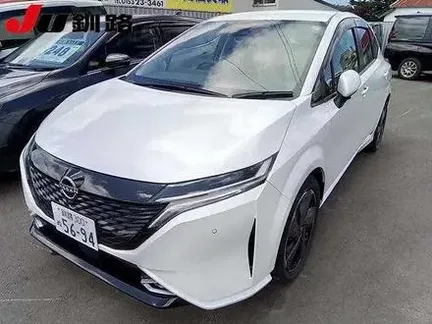 2025 NISSAN AURA