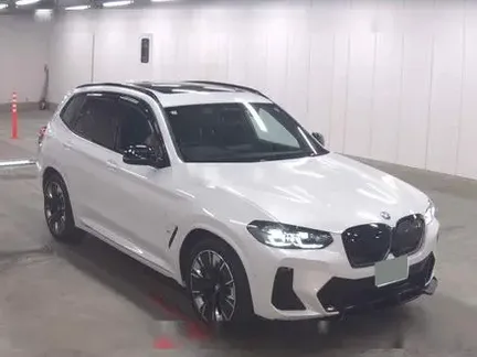 2023 BMW IX3