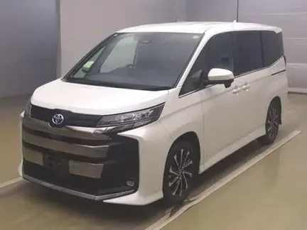 2023 TOYOTA NOAH