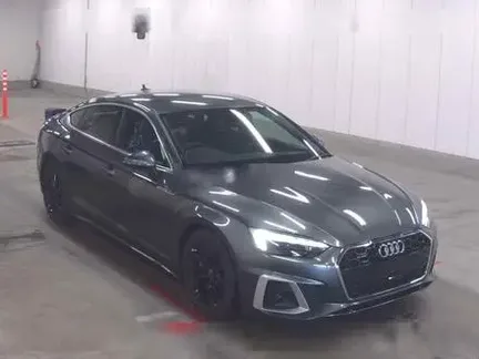 2022 AUDI A5
