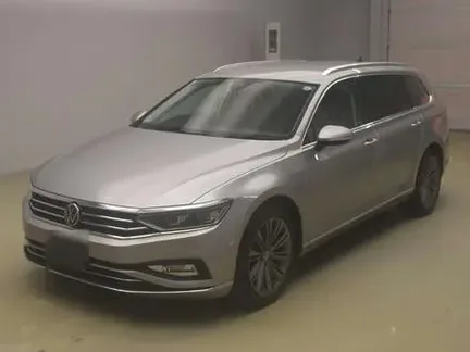 2023 VOLKSWAGEN PASSAT