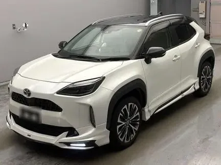 2022 TOYOTA YARIS CROSS