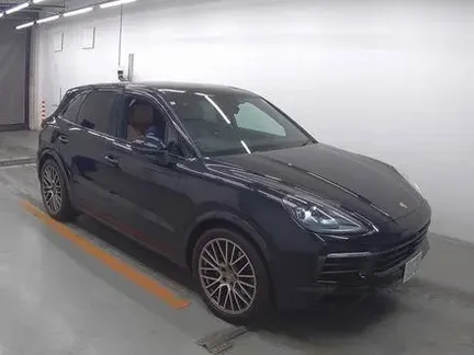 2022 PORSCHE CAYENNE
