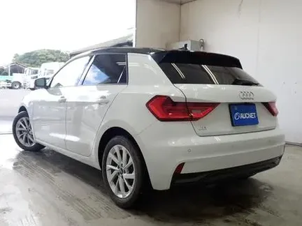 2023 AUDI A1