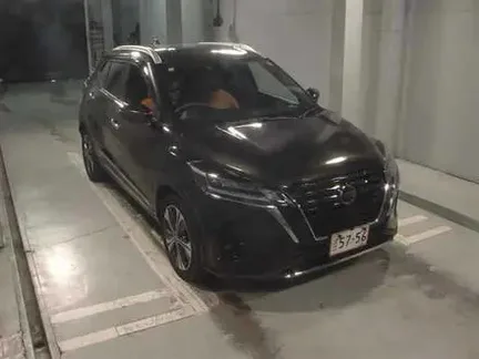 2022 NISSAN KICKS