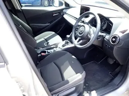 2025 MAZDA 2