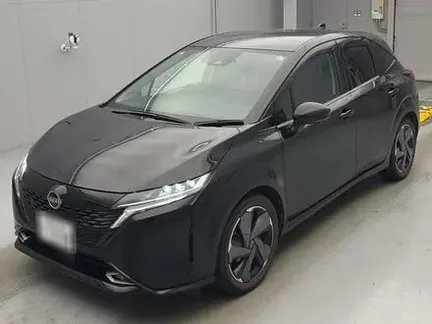 2022 NISSAN AURA