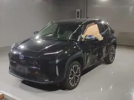 2022 TOYOTA YARIS CROSS