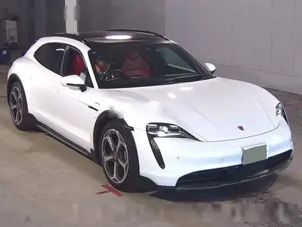 2024 PORSCHE TAYCAN