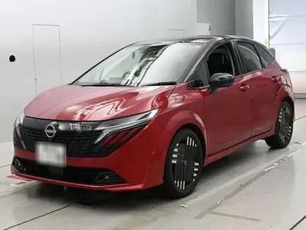 2025 NISSAN AURA