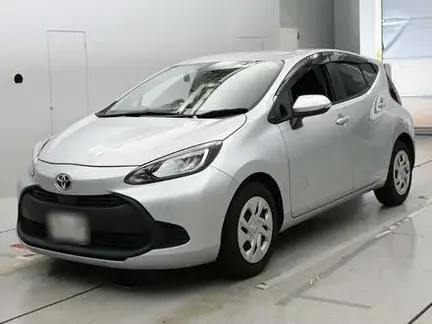 2022 TOYOTA AQUA