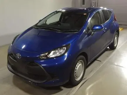 2022 TOYOTA AQUA