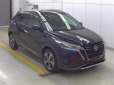 2022 NISSAN KICKS