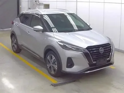 2022 NISSAN KICKS