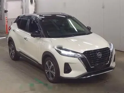 2022 NISSAN KICKS