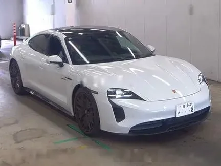 2022 PORSCHE TAYCAN