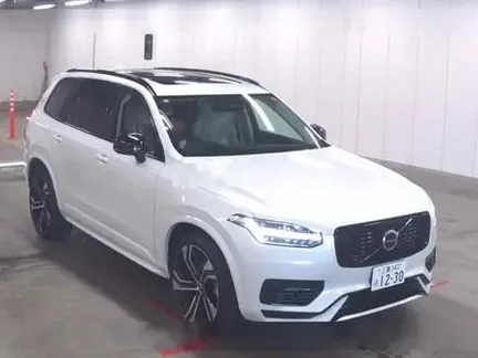 2023 VOLVO XC90