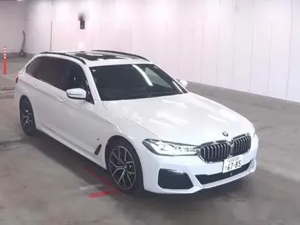 2022 BMW 5 SERIES