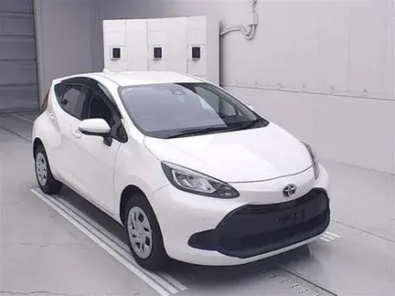 2024 TOYOTA AQUA