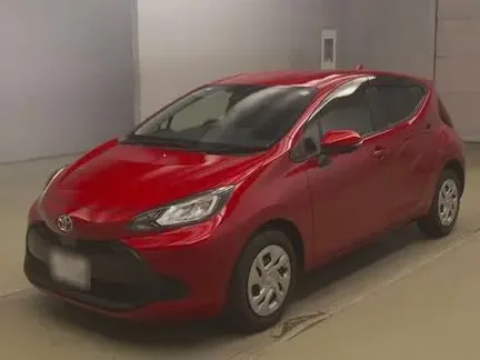 2022 TOYOTA AQUA