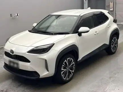 2022 TOYOTA YARIS CROSS
