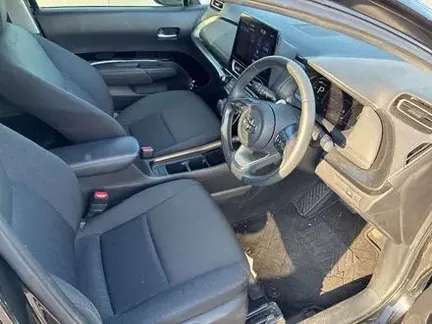2022 TOYOTA AQUA