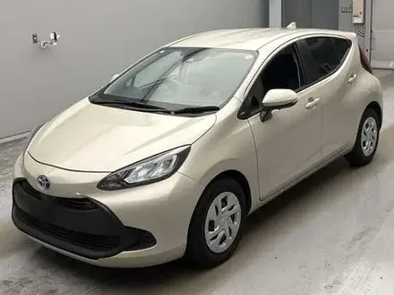 2023 TOYOTA AQUA