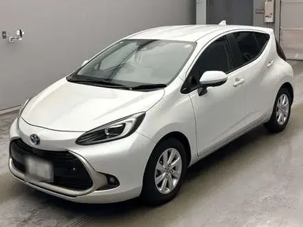 2024 TOYOTA AQUA