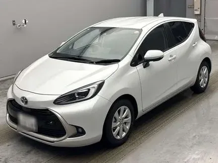 2024 TOYOTA AQUA
