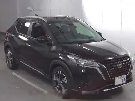 2022 NISSAN KICKS