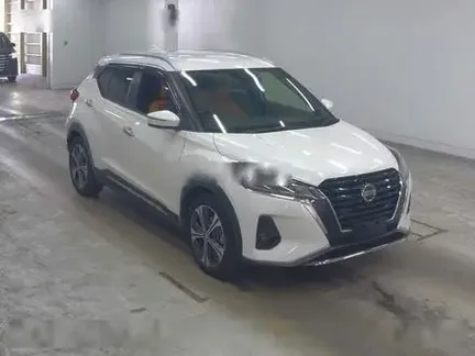 2022 NISSAN KICKS