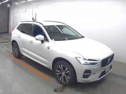 2022 VOLVO XC60